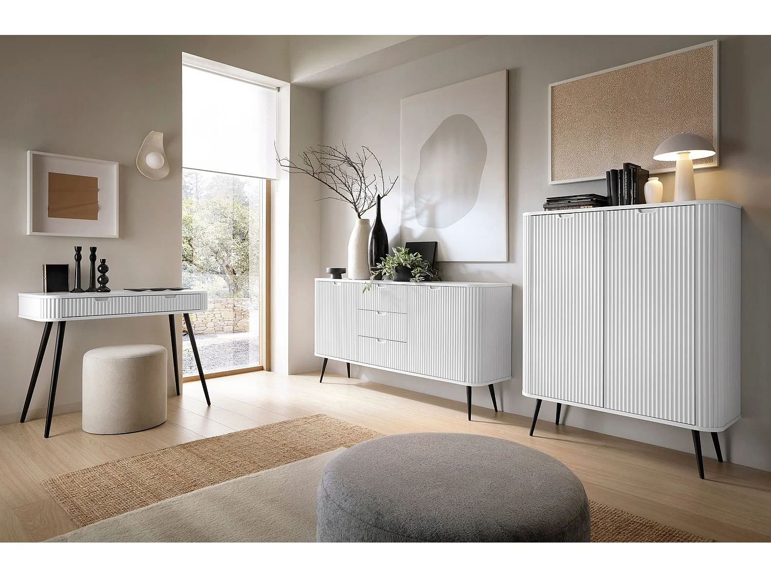 Buffet 2 portes avec piètement en métal noir 129x103 cm