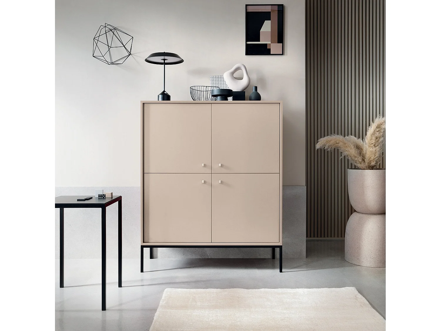 Buffet 4 portes avec pieds en métal noir 104x125 cm