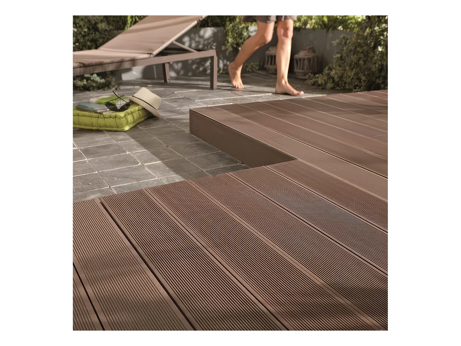 Kaido - Set di 5 Doghe Pavimento da Esterno 150x75 cm per Giardino Patio Terrazza in WPC Teak