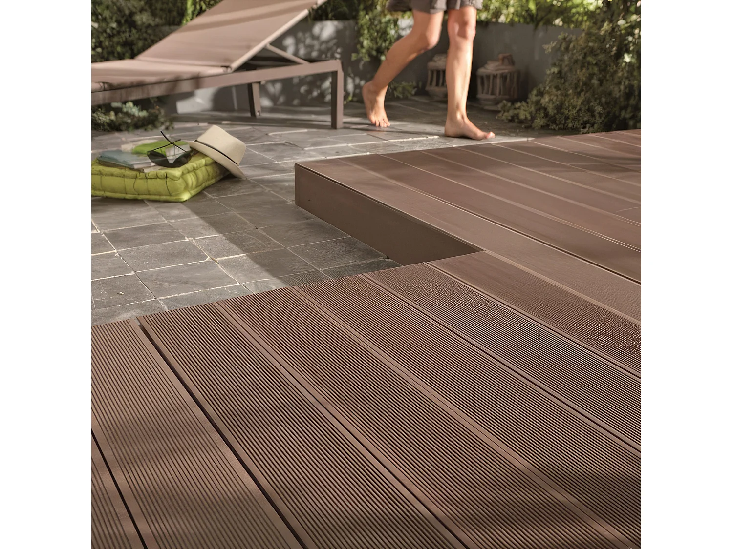 Kaido - Conjunto de 5 Ripas de Deck Exterior 150x75 cm para Jardim Pátio Terraço em WPC Teak