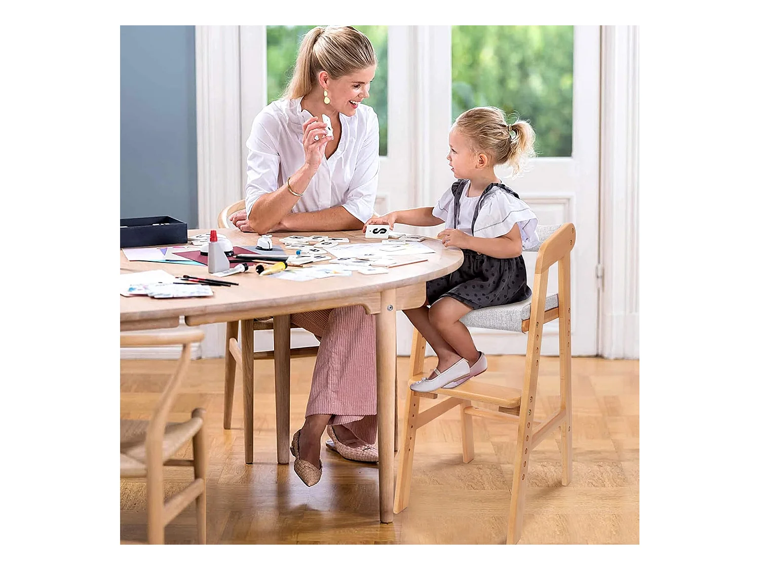 Seggiolone YOLEO in Legno, Regolabile in Altezza per Bambini dai 2 ai 12 Anni - Per Mangiare e Imparare (Colore Naturale con Cuscino)