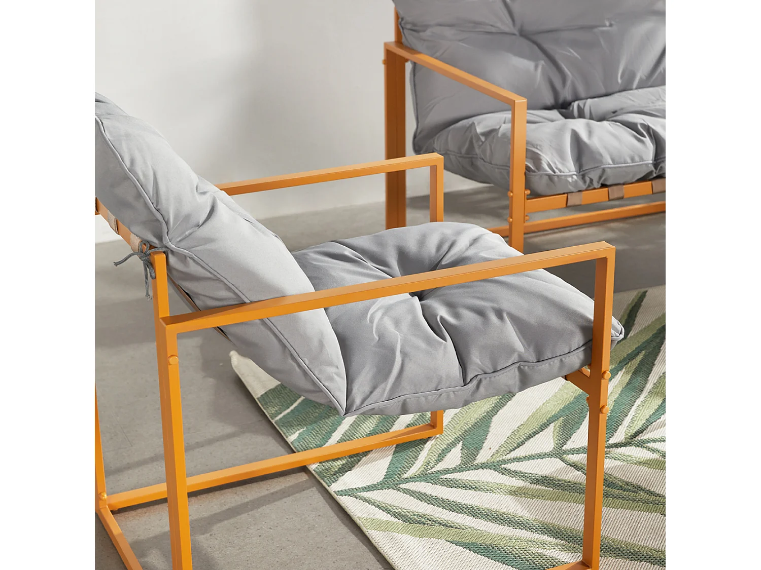 Salon de jardin 4 places contemporain brun et coussins gris RABAT