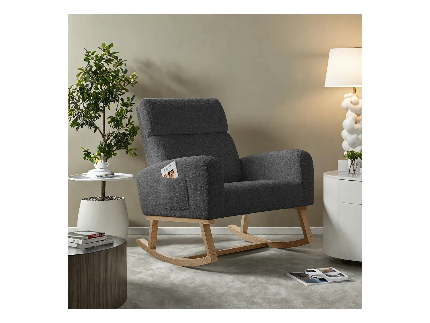 Fauteuil à bascule en tissu teddy noir avec poches latérales, assise large et patins antidérapants silencieux