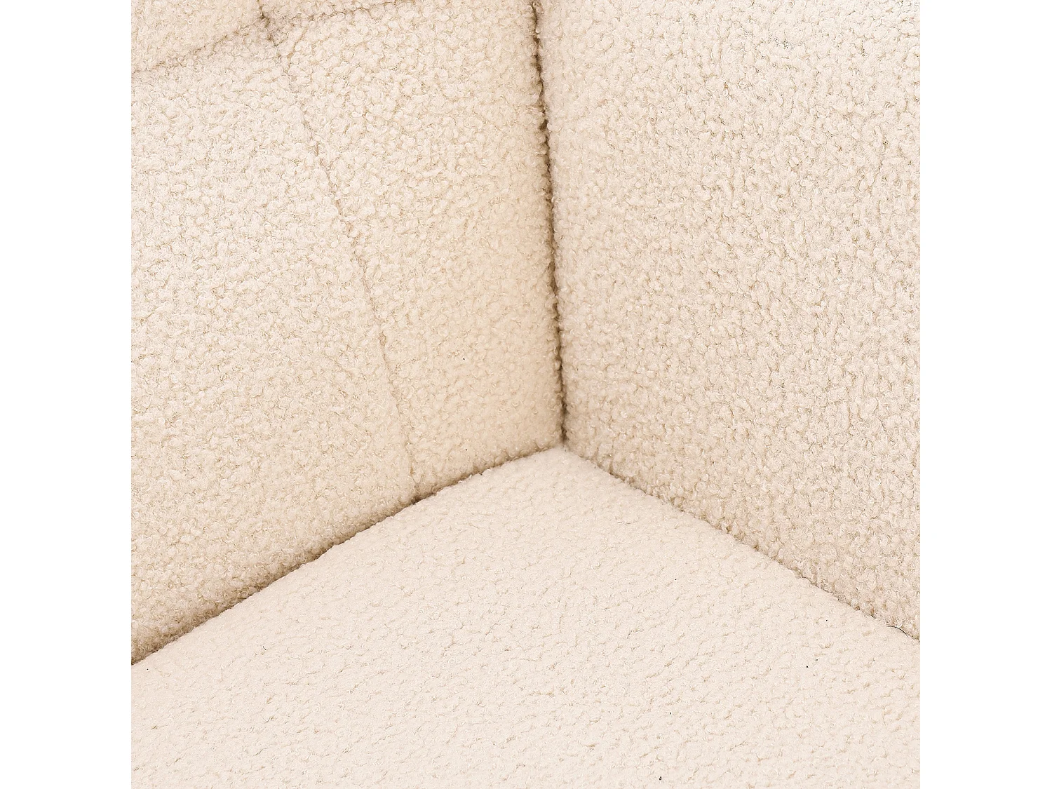 Fauteuil à bascule en tissu teddy beige avec dossier capitonné, design cosy et moderne pour salon ou chambre