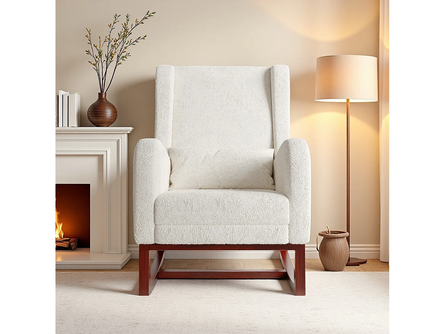 Fauteuil à bascule blanc cassé en tissu effet velours avec repose-jambes extensible, poches latérales et coussin inclus