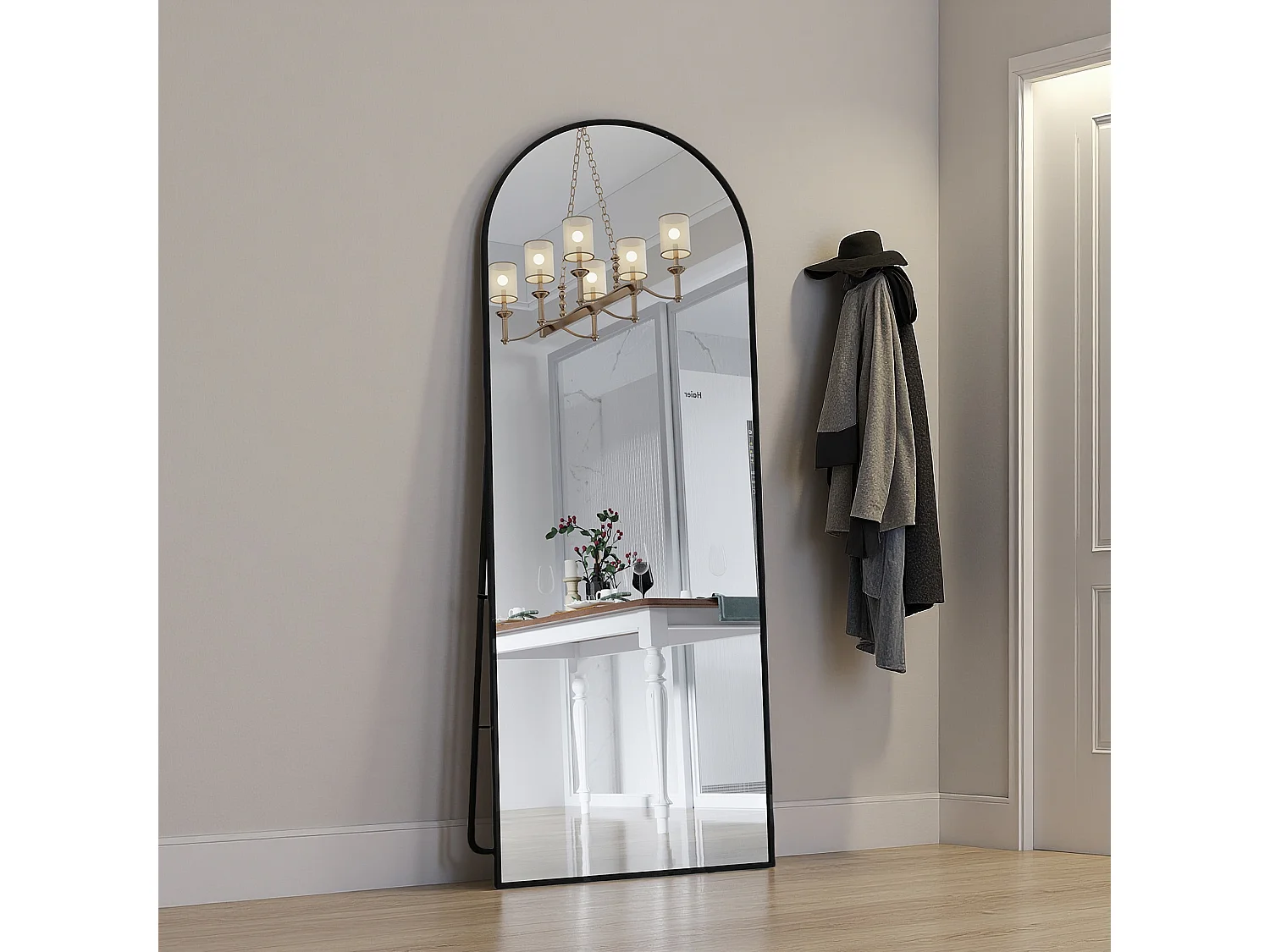 Miroir de maquillage arqué en verre trempé, cadre en aluminium noir, 1620x530 mm, design moderne élégant pour chambre, dressing ou salle de bain