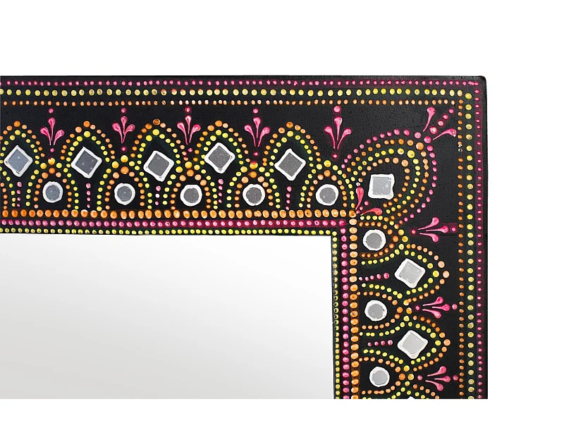 Specchio realizzato in MDF con orientamento orizzontale e verticale