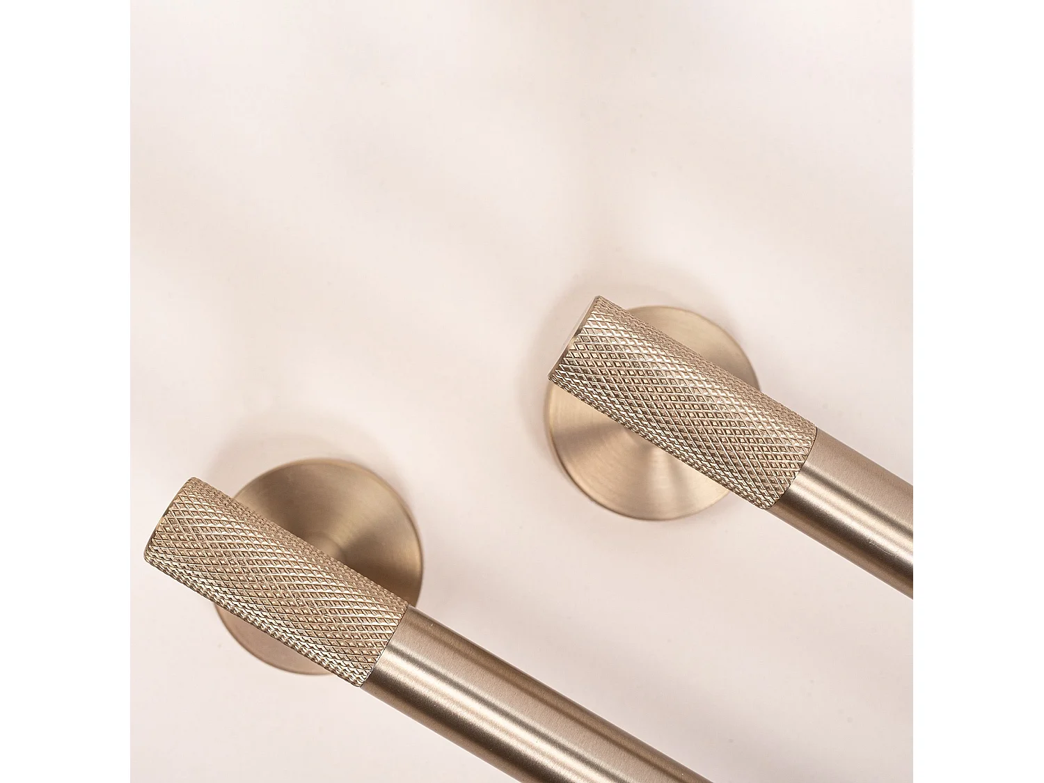 Porte Papier-Toilette Rea 6611 Modern Brush Gold