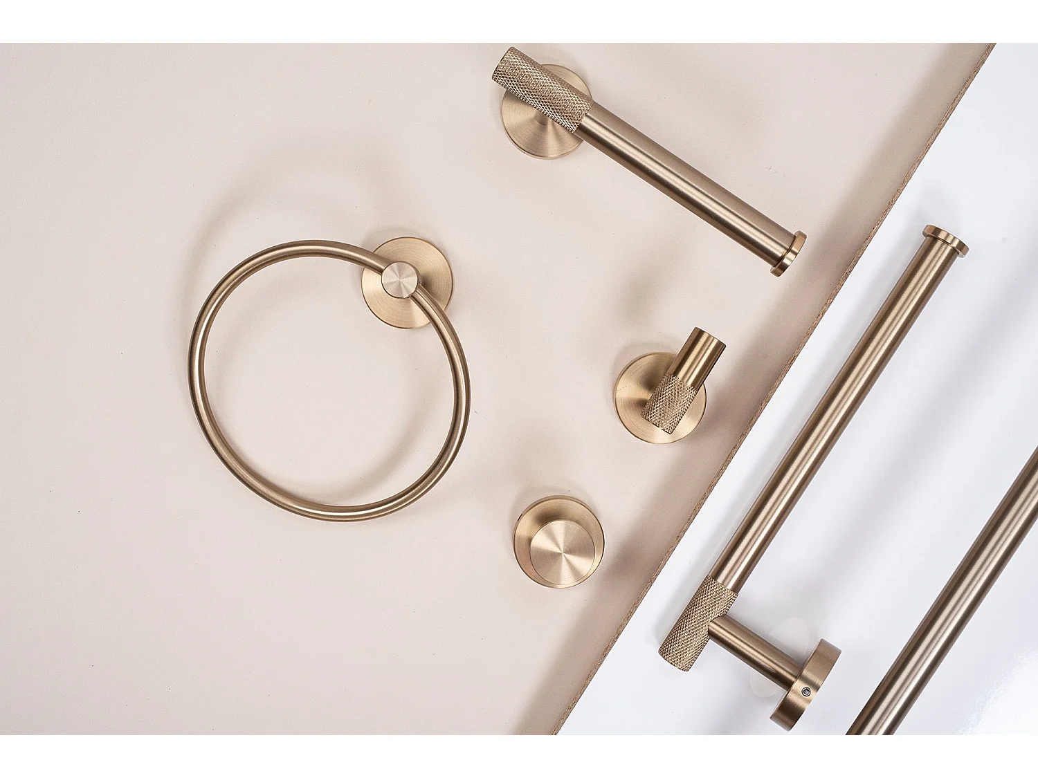 Porte Papier-Toilette Rea 6611 Modern Brush Gold