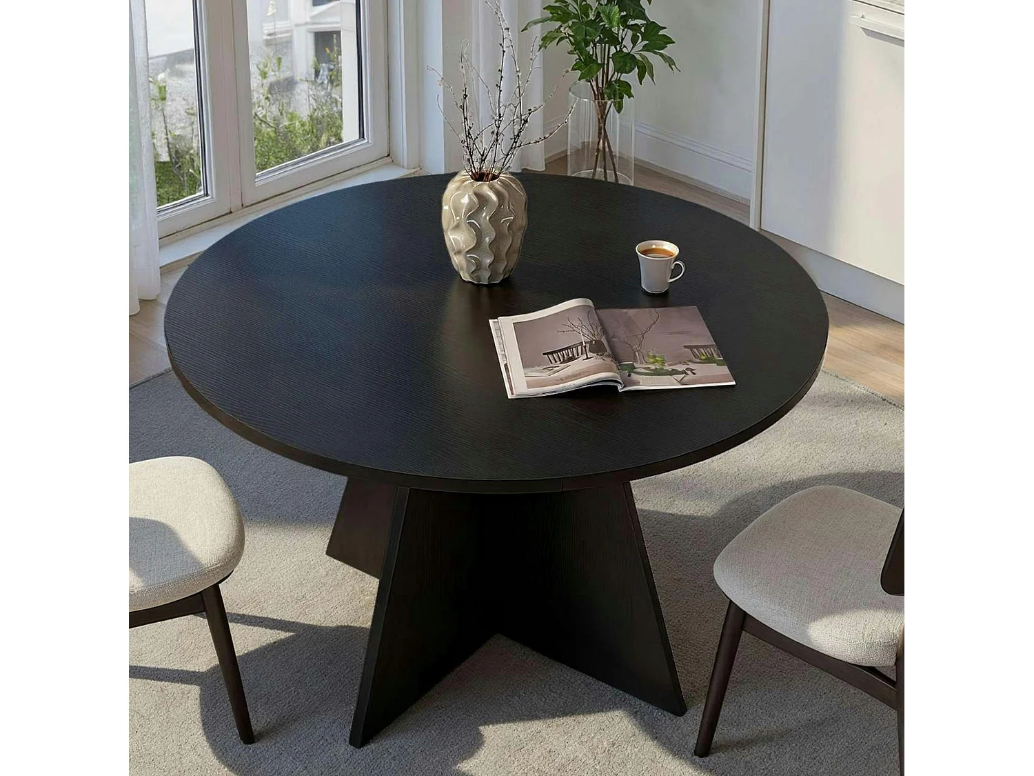 Table à manger ronde noire effet bois Ø120 cm MARFA