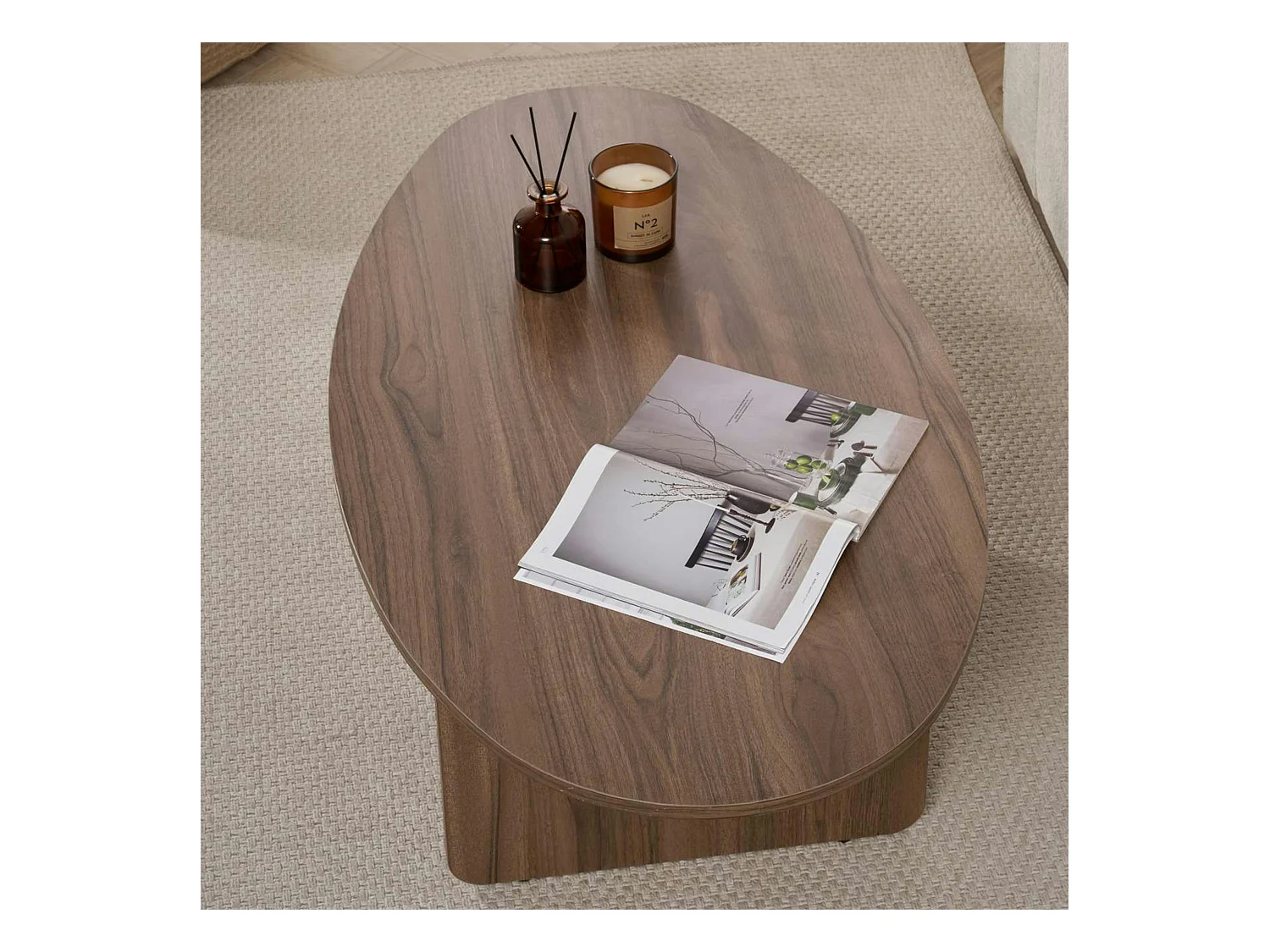 Table basse moderne ovale effet noyer – pied en T MARFA