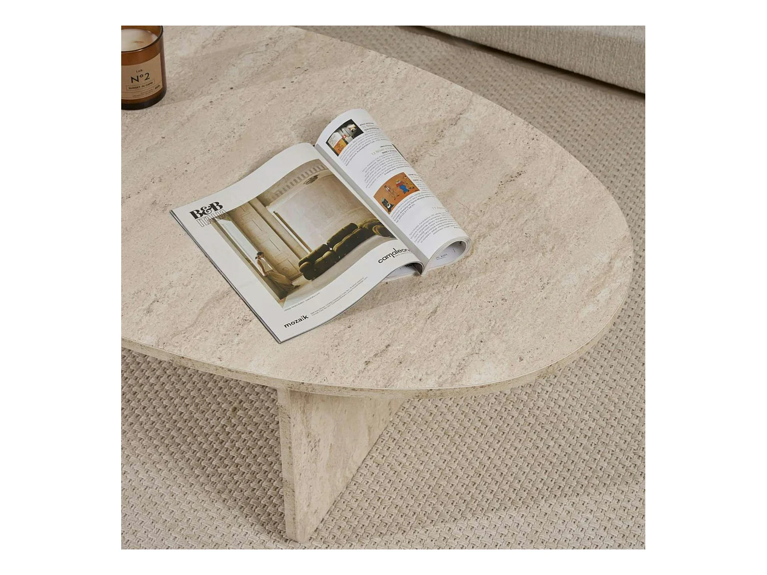 Table basse moderne ovale effet travertin – pied en T MARFA