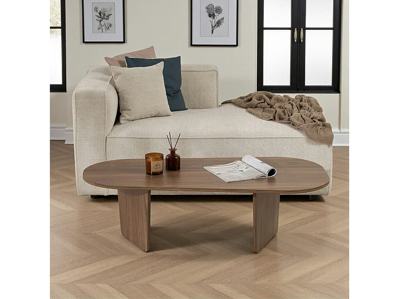 Table basse design organique effet noyer, pieds obliques MARFA