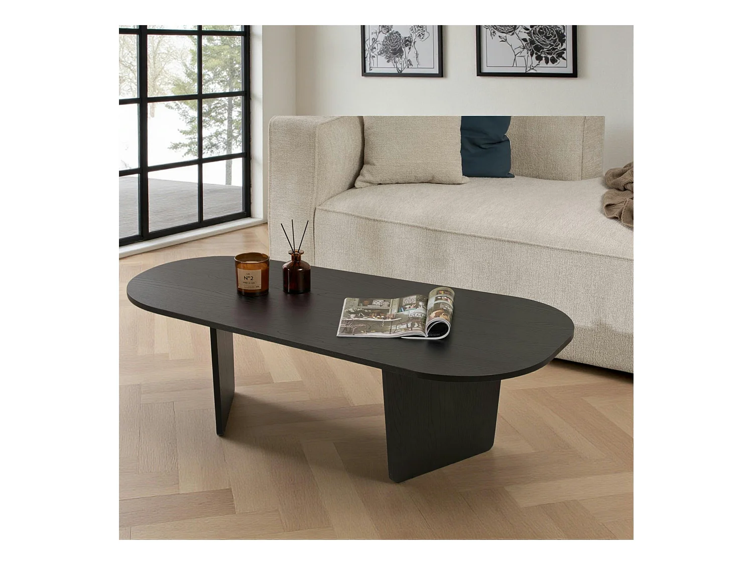 Table basse noire organique effet bois - pieds obliques MARFA
