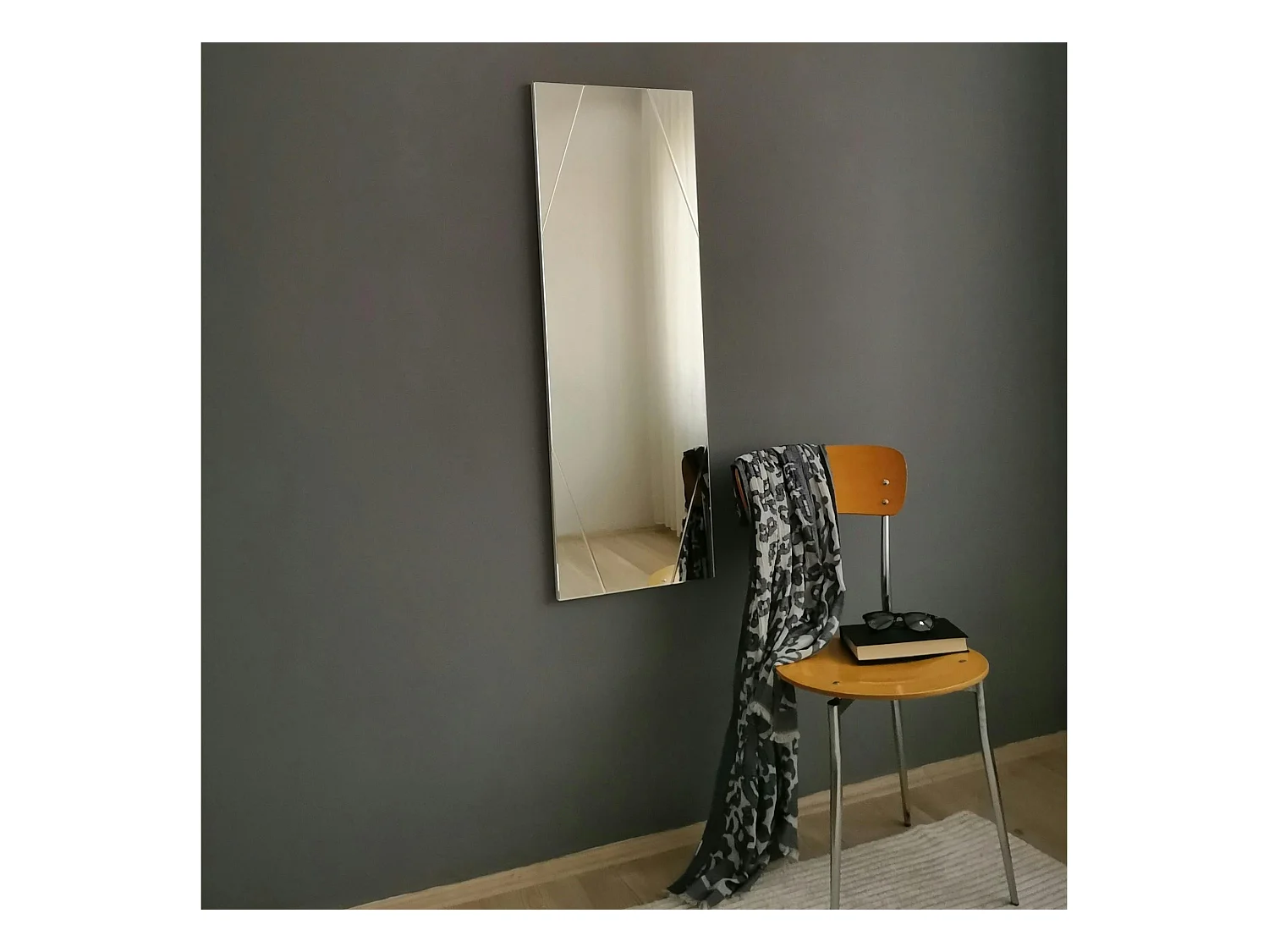 Miroir rectangulaire mural avec angles marqués 105 cm CODY