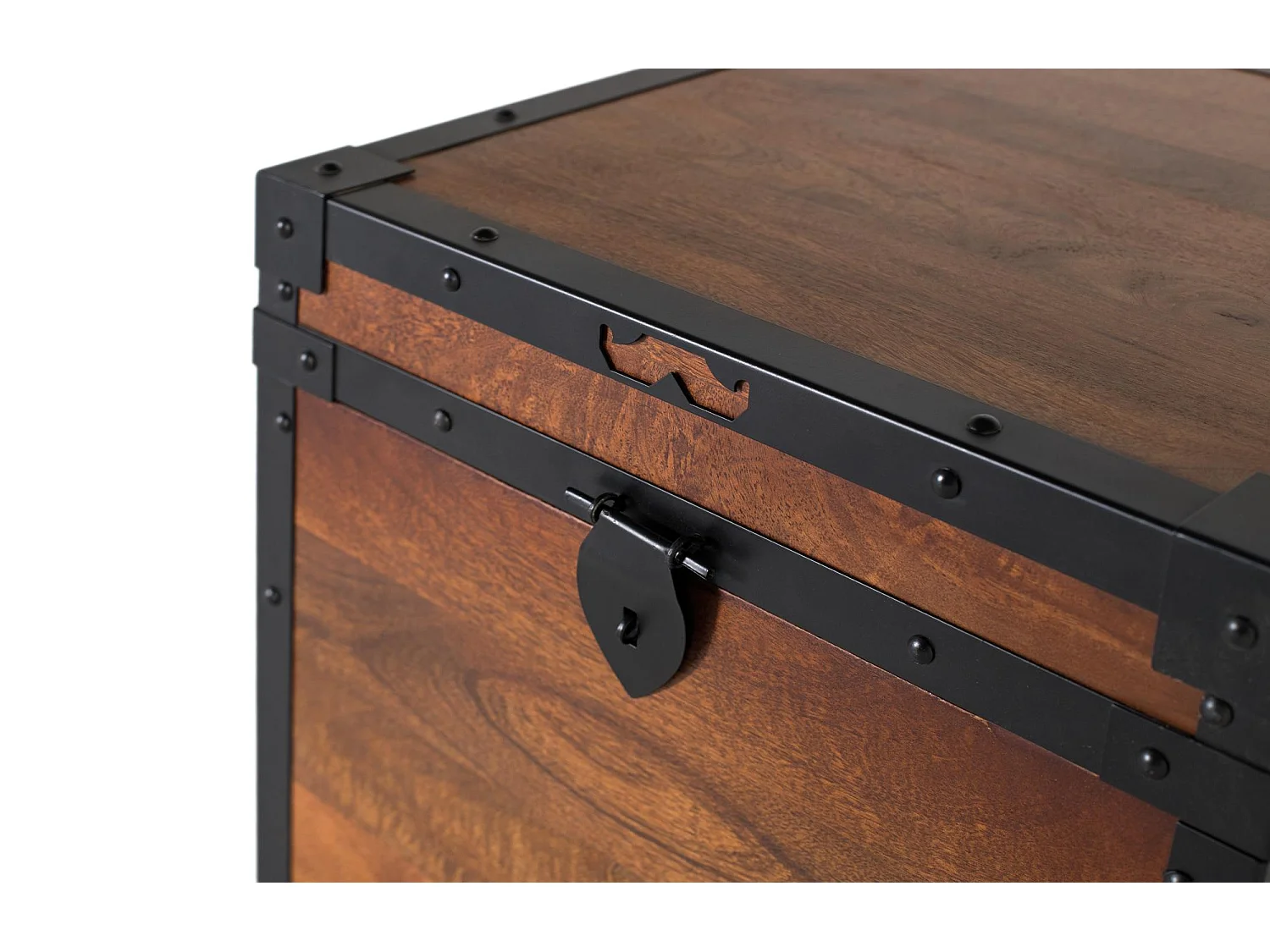 Coffre en bois de manguier avec finitions en fer noir style vintage