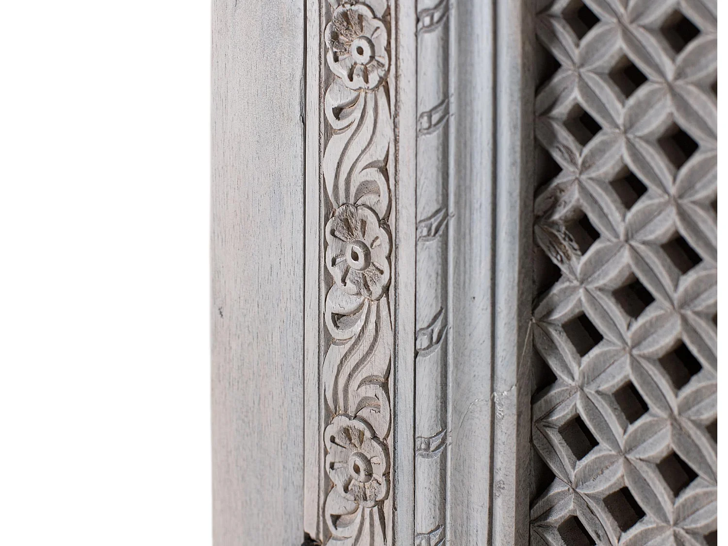 Armoire 2 portes en bois de manguier massif et finition vieillie