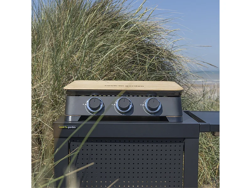 Plancha au gaz DUNE 70 – 3 brûleurs, fonte émaillée et bambou – 6 kW