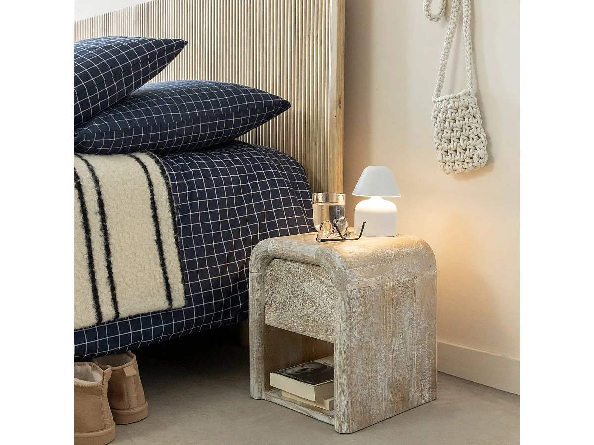 Table de chevet blanchie en bois de manguier Gilda