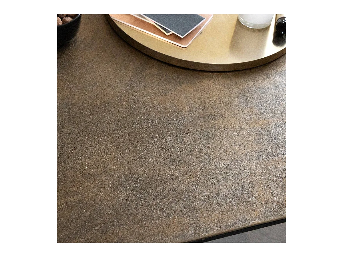 Table basse en aluminium doré et métal noir Victoria