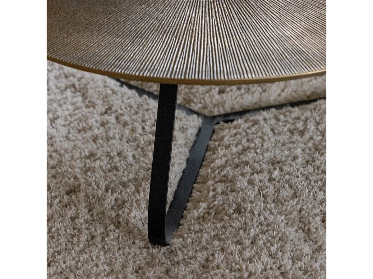 Table basse ronde en aluminium doré et métal noir Aurèle