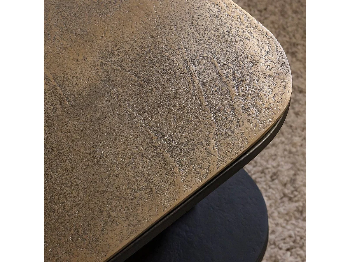 Table basse avec plateau en aluminium doré et métal noir Victoria