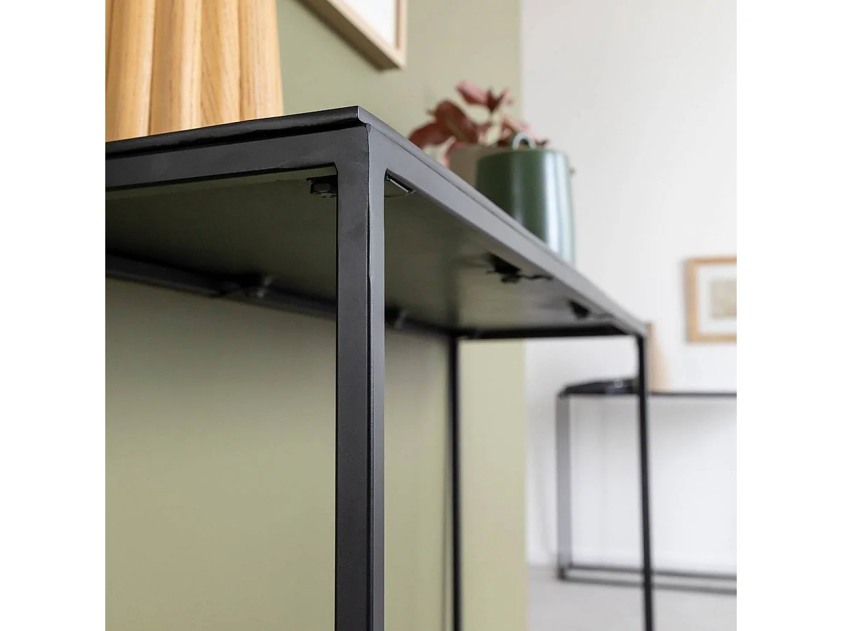 Set de deux consoles en aluminium et métal noir Linda