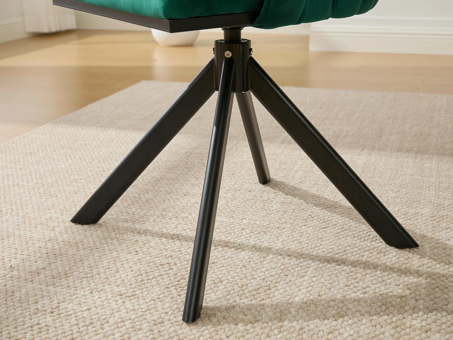 Lot de 2 Chaises pivotante vertes - Chaise coquillage avec pieds noirs - Style contemporain