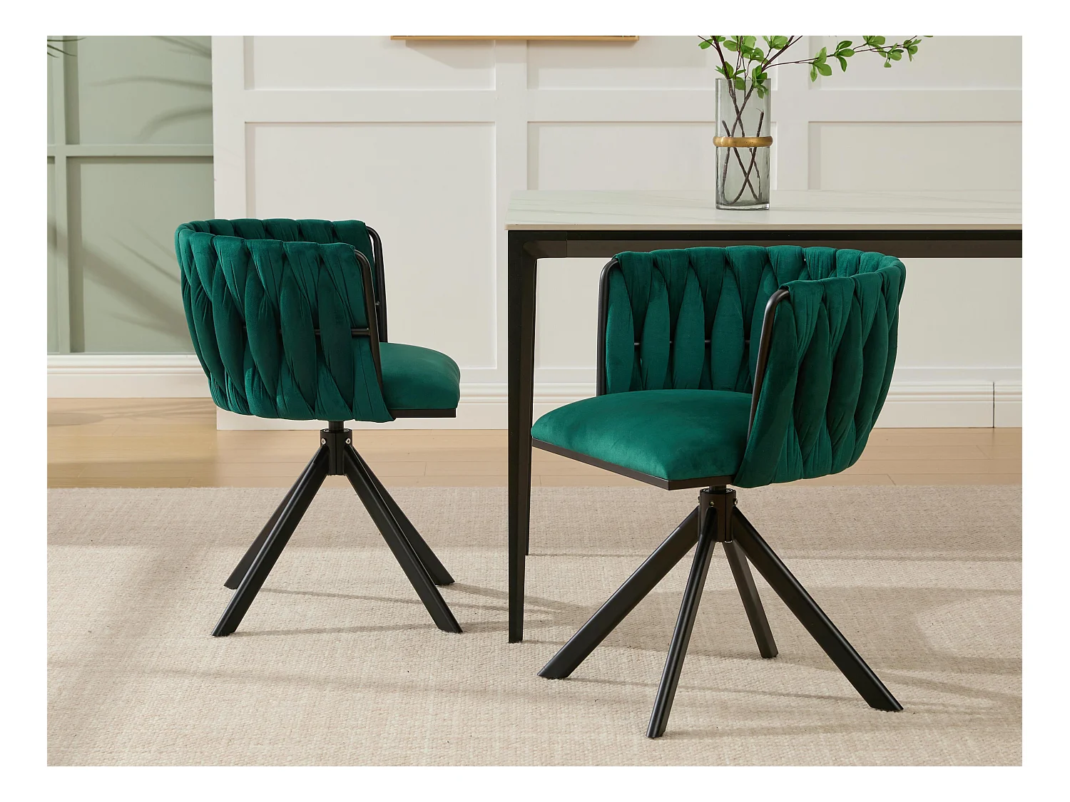 Set van 2 groene draaistoelen - Schelpstoel met zwarte poten - Hedendaagse stijl