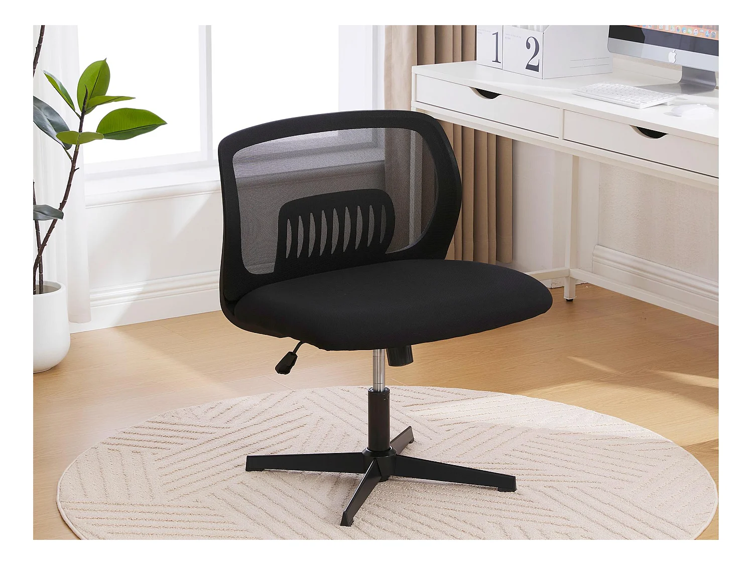 Fauteuil pivotant — réglable en hauteur — mesh noir respirant — dossier ergonomique