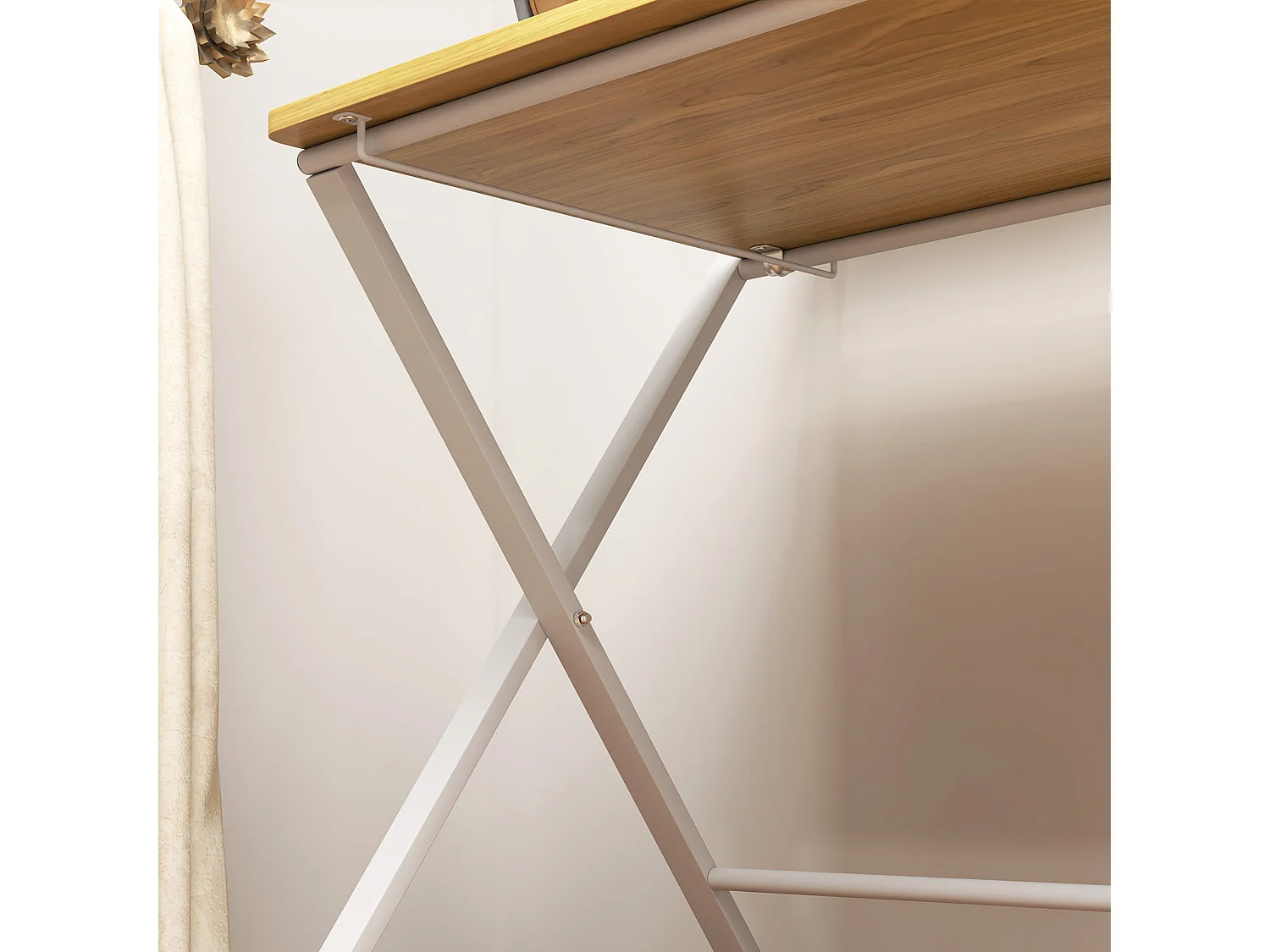 Scrivania pieghevole con ripiano rialzato bianca e color legno
