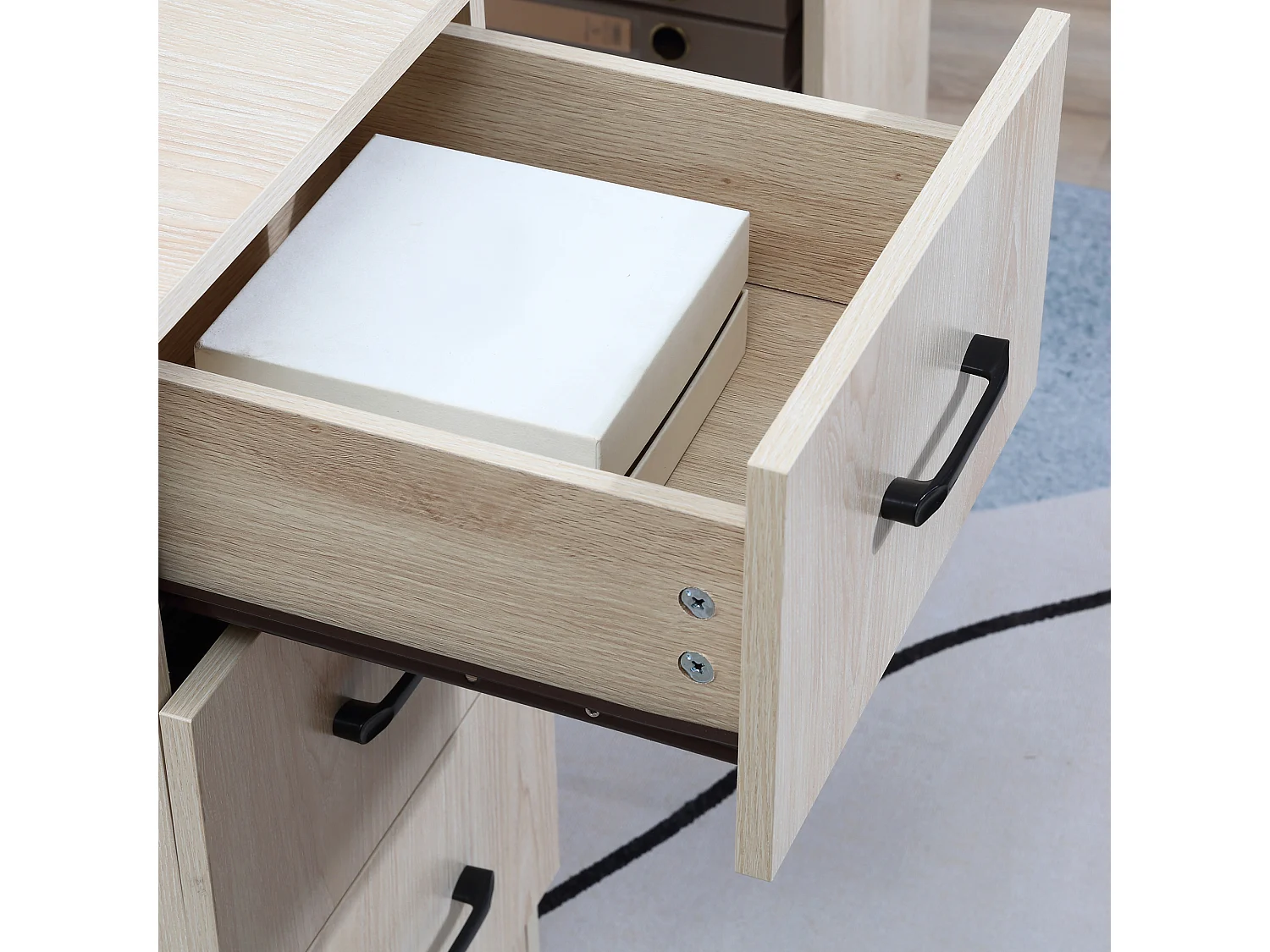 Scrivania pc per camera con 3 cassetti e 3 scaffali in legno