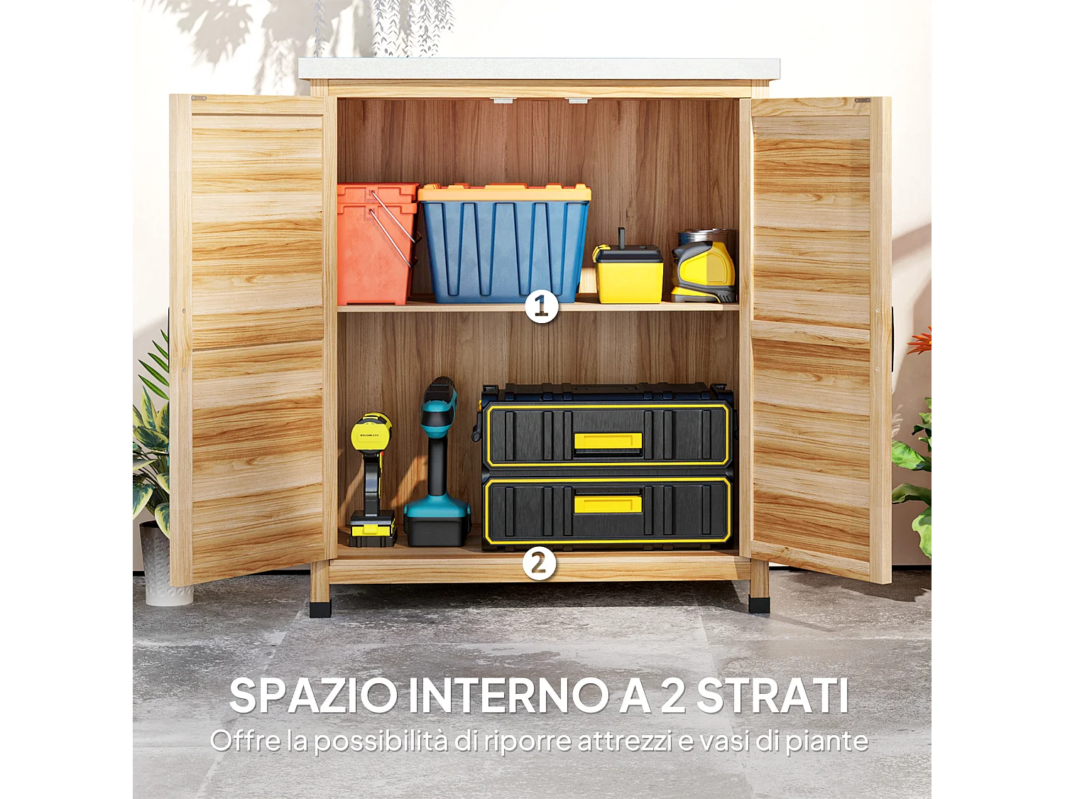 Armadio da esterno con ripiano interno e banco da lavoro color legno