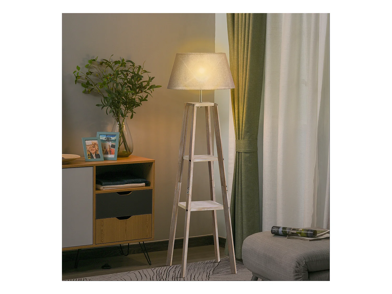 Lampada da terra con 3 ripiani in legno e tessuto grigio