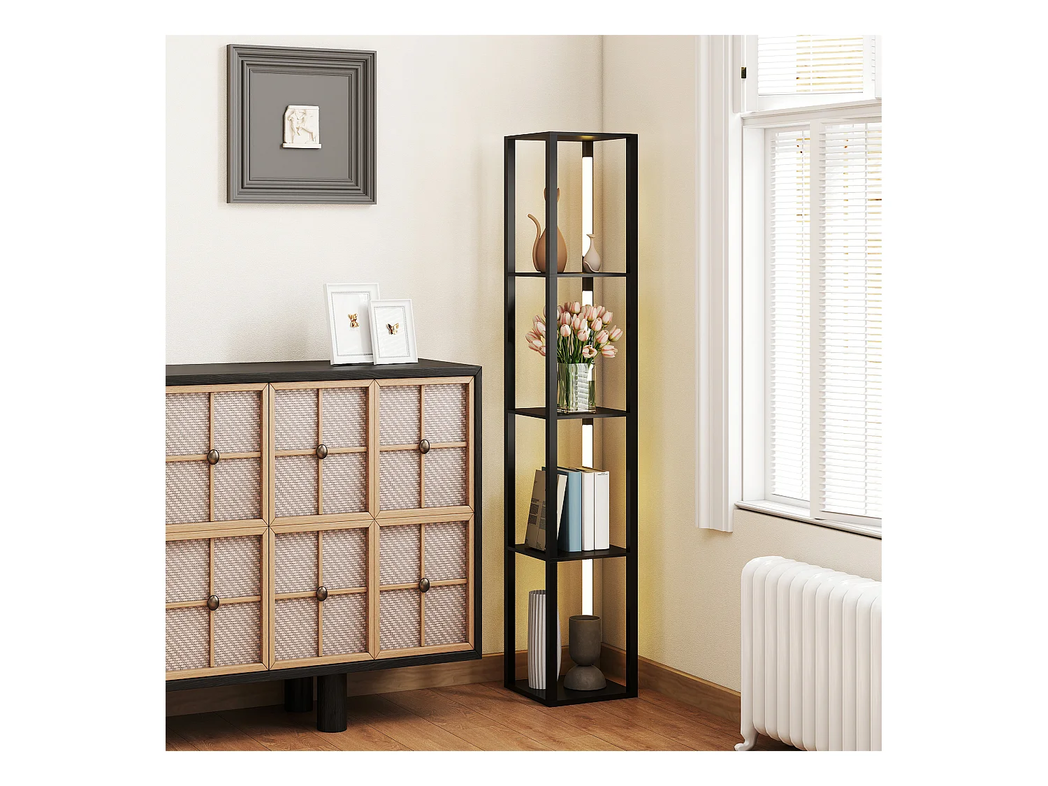 Lampada da terra con 4 ripiani e 3 livelli di luminosità nero