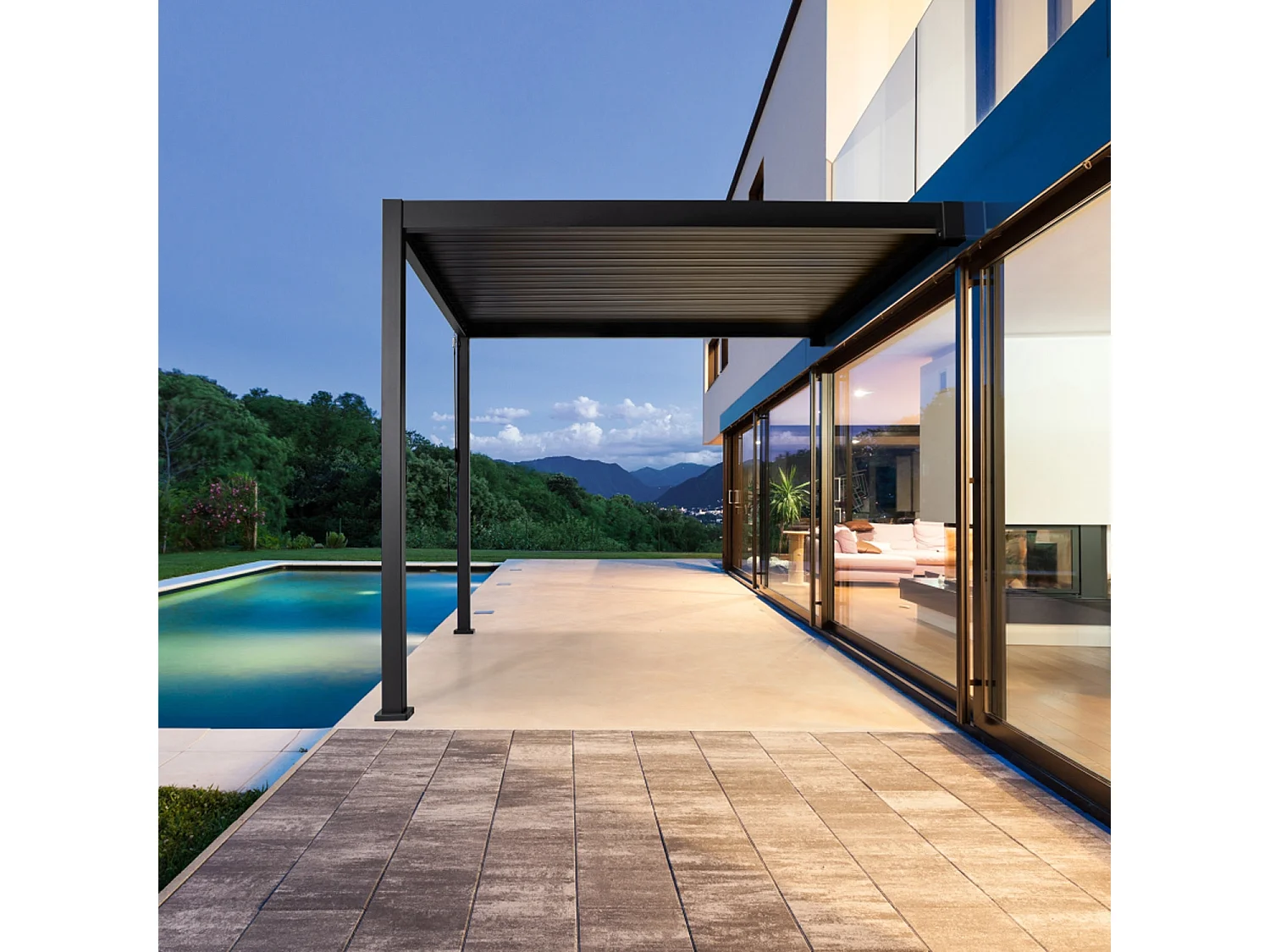 Pérgola bioclimática 3x4m de aluminio adosada con lamas orientables