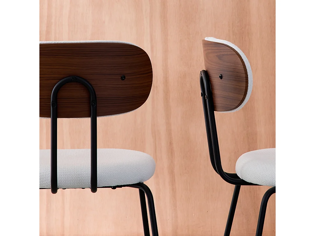 Silla decoración madera curvada teñida nogal y tela repelente al agua,