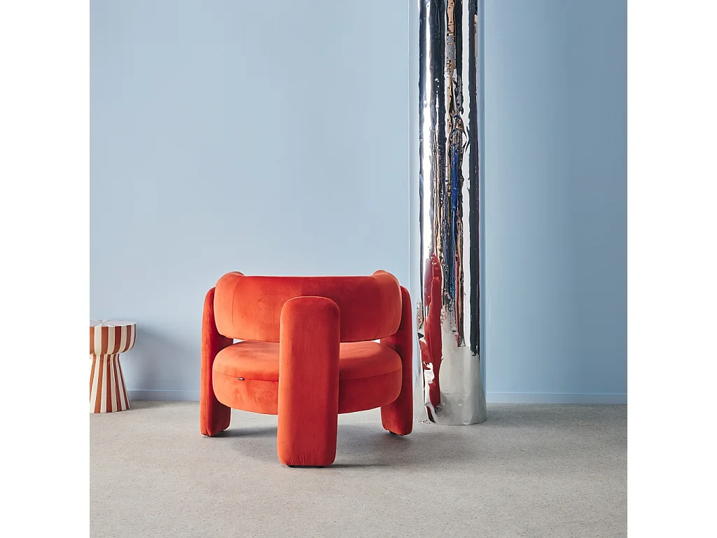 Sillón trípode en terciopelo naranja