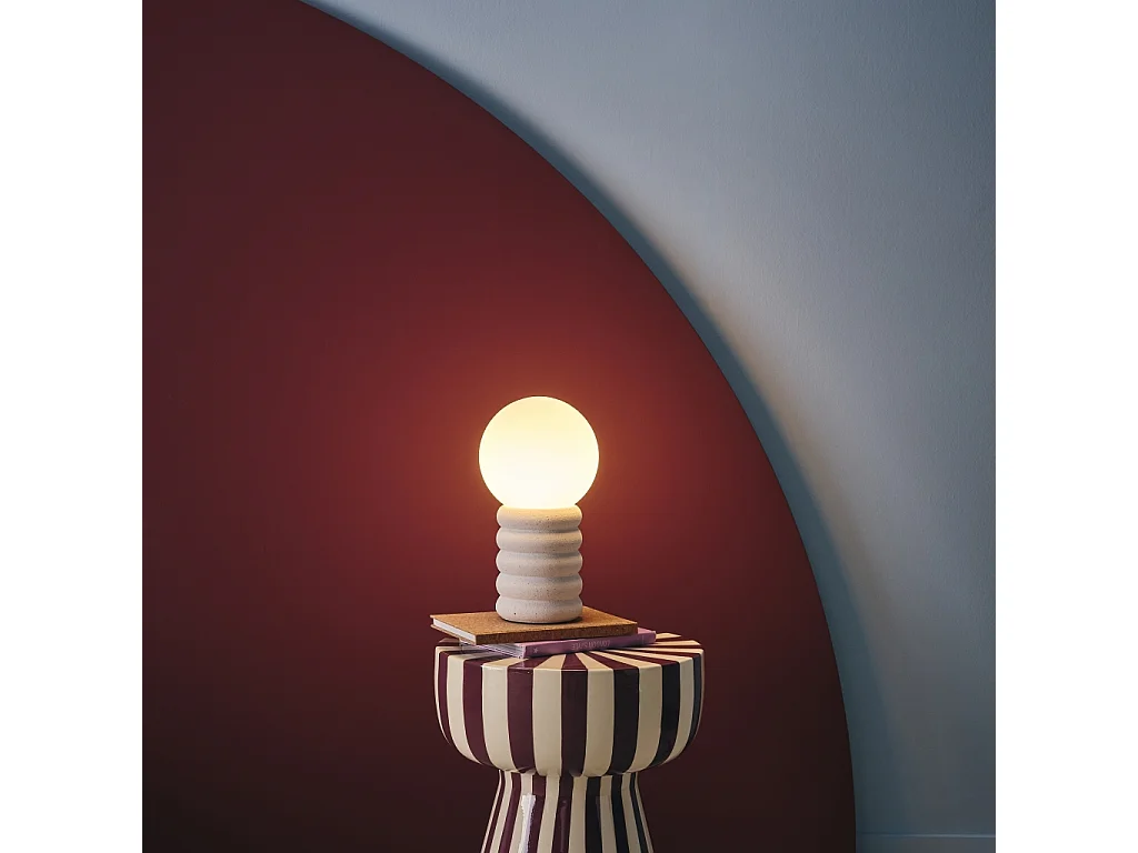 Lampada di ceramica maculata da interno, bianco