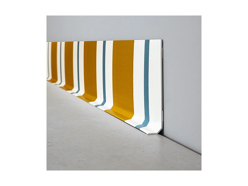 Plinthes PVC adhésives décoratives pour sol - Lot de 25 - 200x8 cm (50m) Orange - Corfou