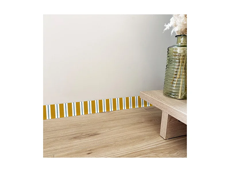 Plinthes PVC adhésives décoratives pour sol - Lot de 25 - 200x8 cm (50m) Orange - Corfou