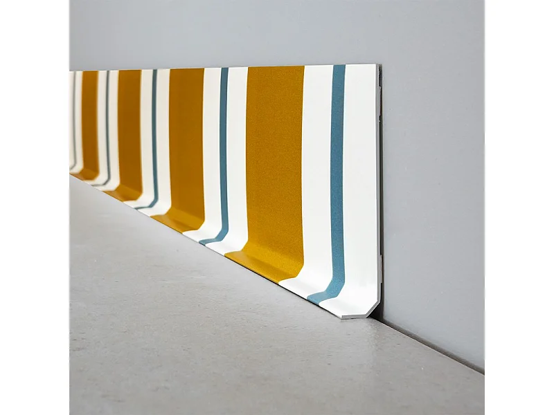 Plinthes PVC adhésives décoratives pour sol - Lot de 10 - 100x8 cm (10m) Orange - Corfou