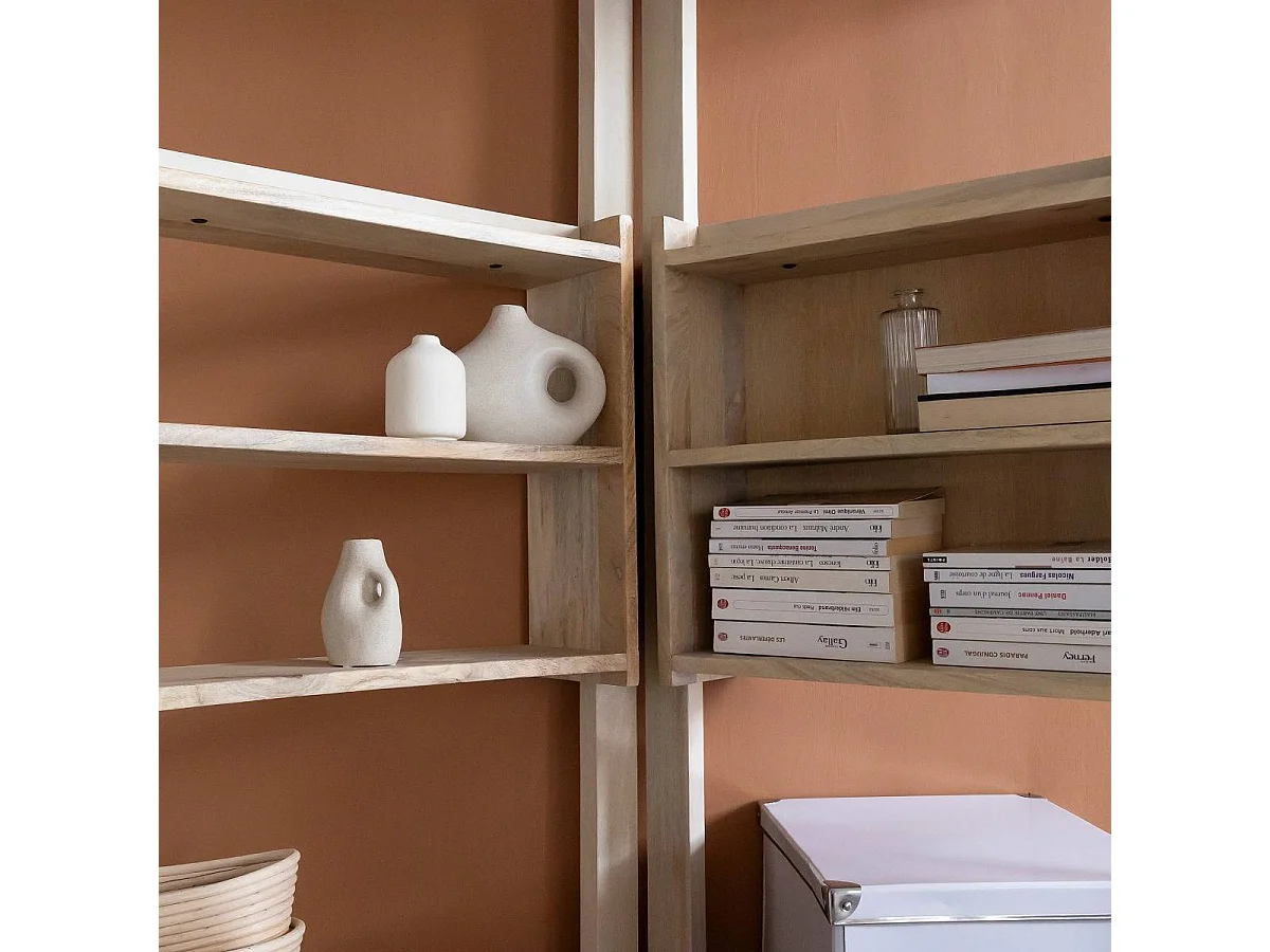 Estante independiente en madera de mango Tara