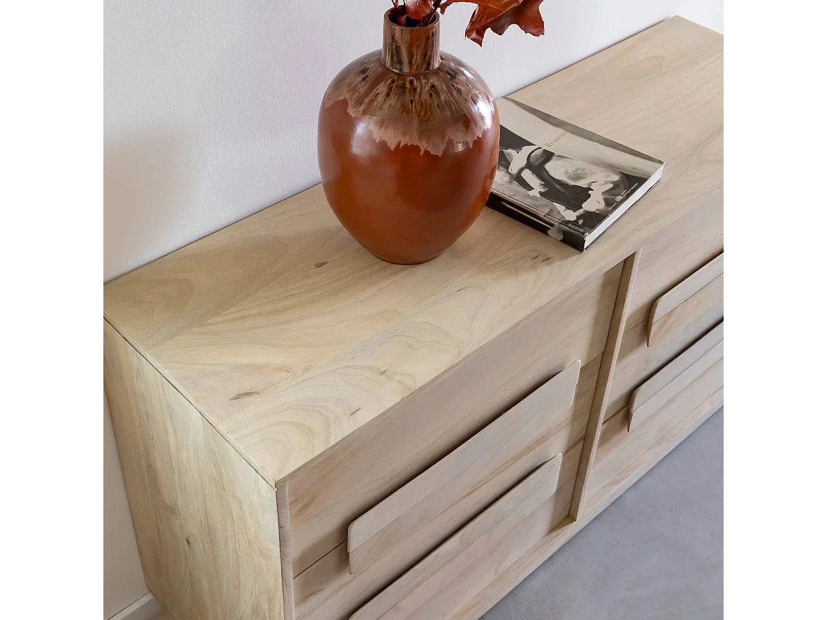 Cómoda en madera de mango Lioris