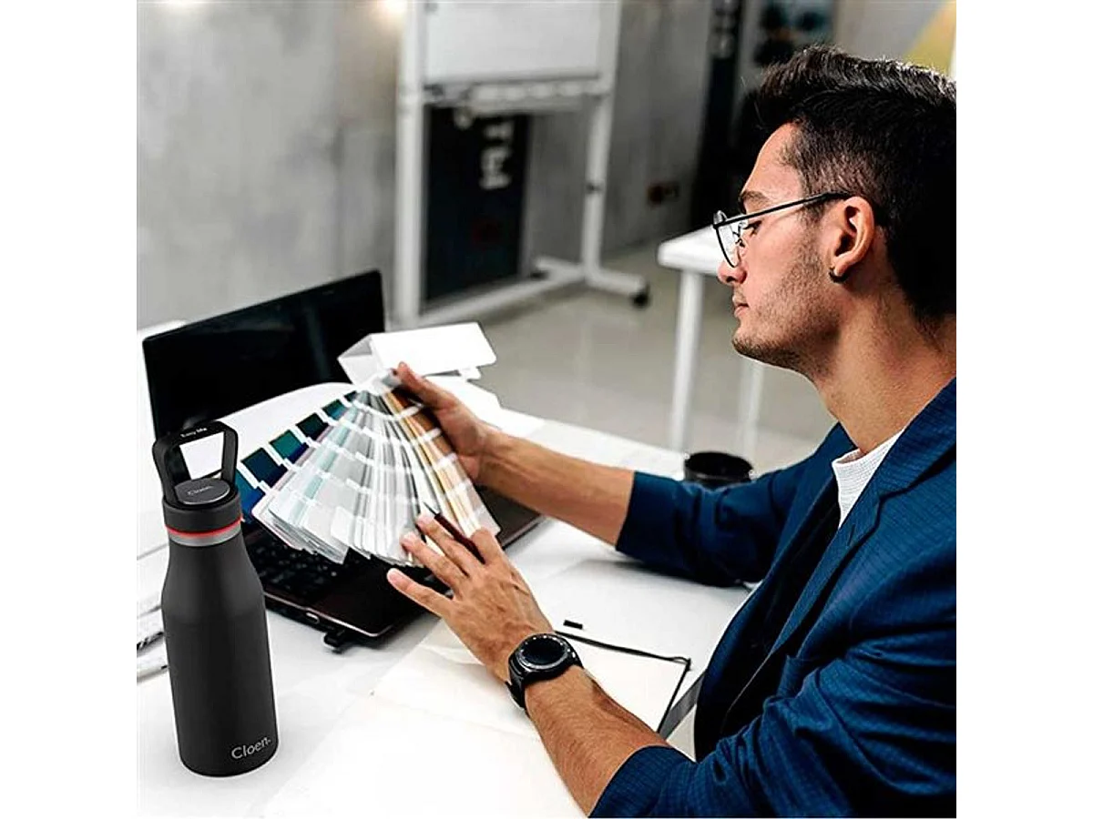 Botella térmica Cloen triple capa de aislamiento 500 ml negro