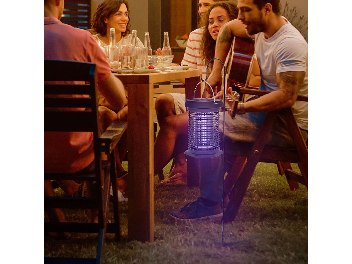 Lâmpada Elétrica 2 em 1 Mata Mosquitos com Luzes LED UV Recarregável para Jardim e Varanda