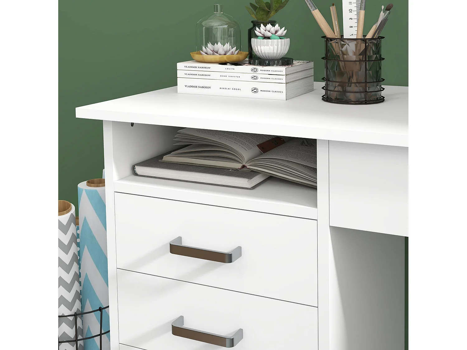 Scrivania moderna a 5 cassetti con serratura e vano aperto bianco