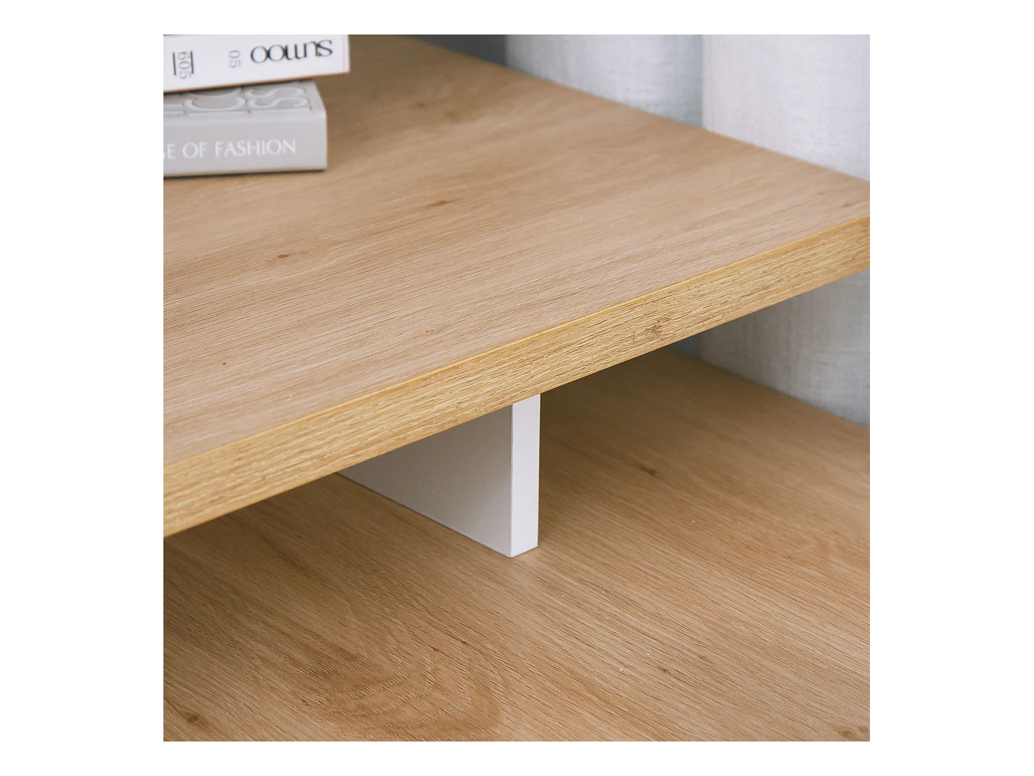 Scrivania angolare con piano estraibile e libreria color legno bianco