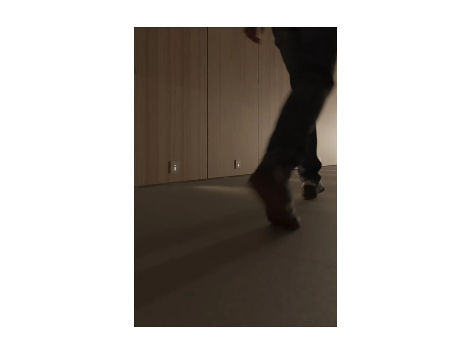 Beneito & Faure - Lao 1,5W LED inbouwspot - Aanwezigheids- en schemersensor 2700K/3200K/4000K - Zwart-wit