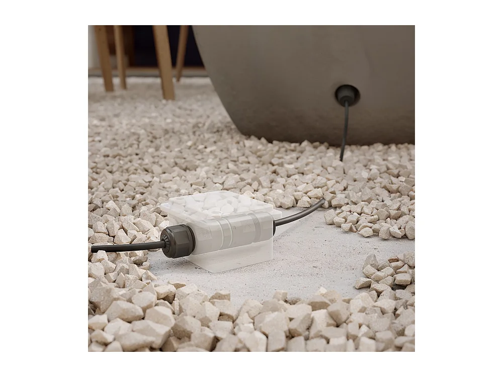 Złącze wodoodporne IP68 do oświetlenia zewnętrznego - kształt litery X - wysokie bezpieczeństwo 16 A 240 V Beneito & Faure - wtyczka, gniazdo